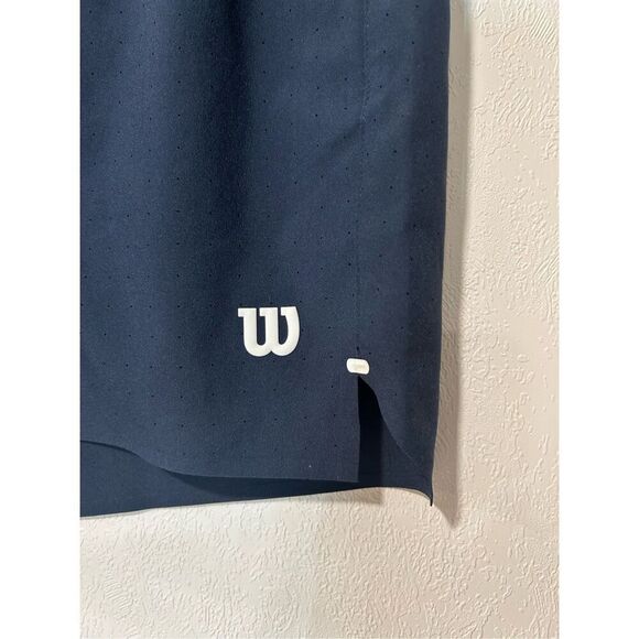 Wilson Men's Core Tournament - Picture 2 of 11